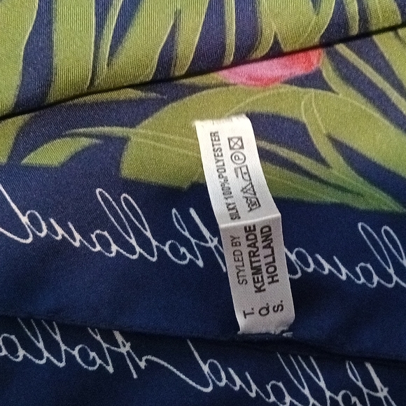 Holland floral 🌺scarf - Picture 3 of 4